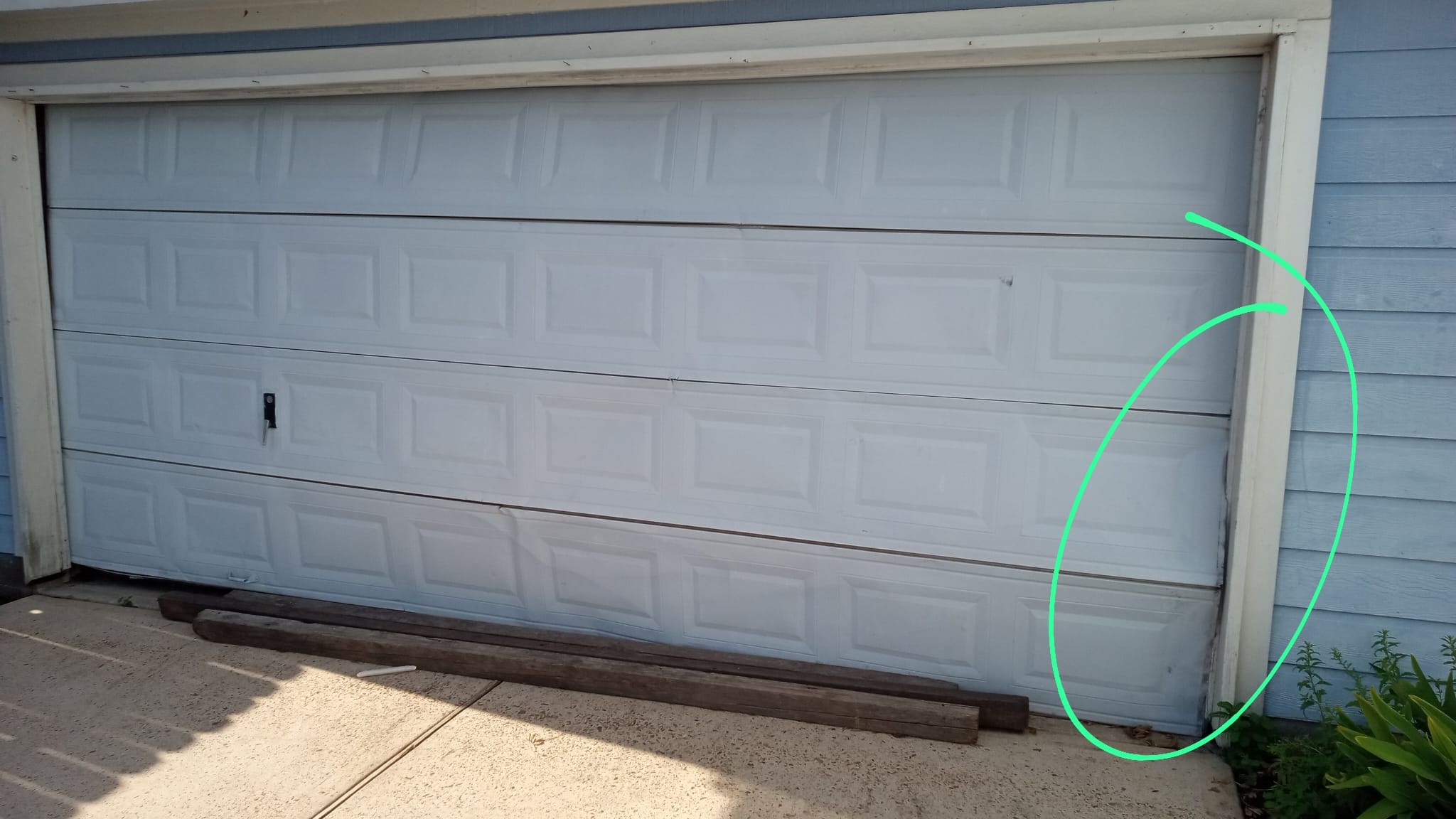 Emergency Garage Door Service in River Oaks, TX by Lemus Garage Door Services
